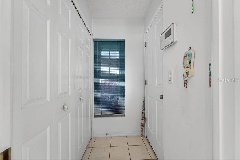 Image 17 of 36 For 5078 47th Street W