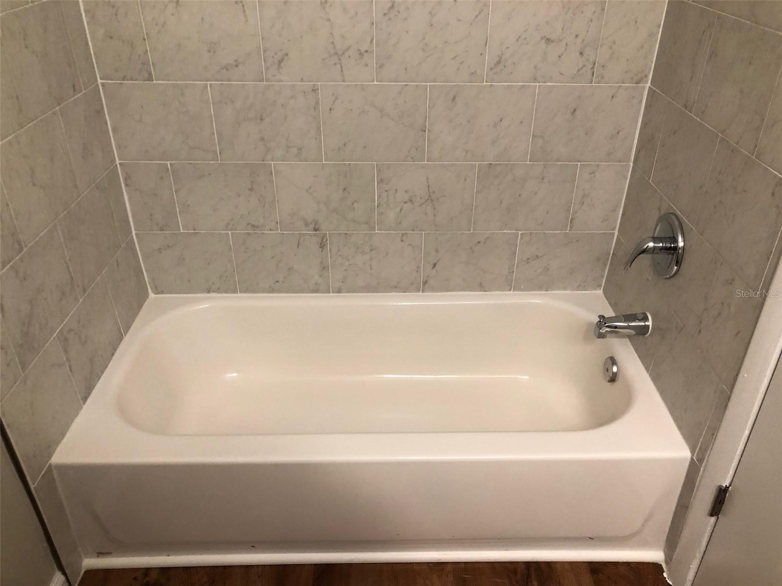 Image 12 of 16 For 6818 42nd Place D