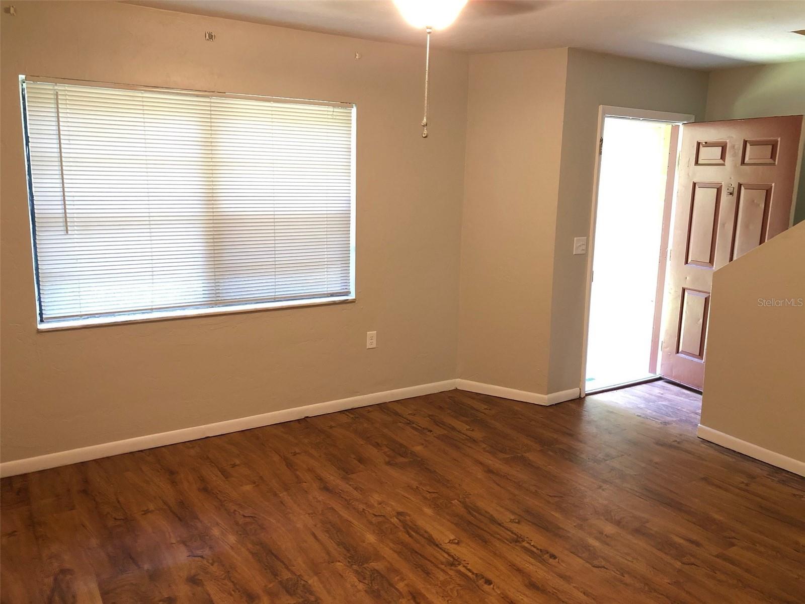 Image 3 of 16 For 6818 42nd Place D