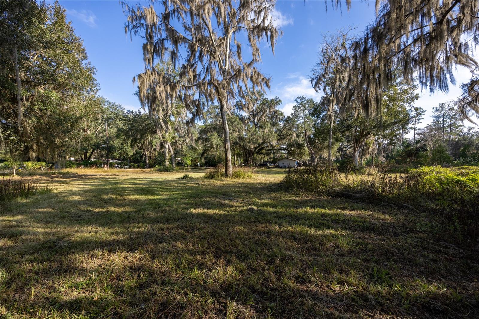 Image 10 of 13 For 560 39th Road