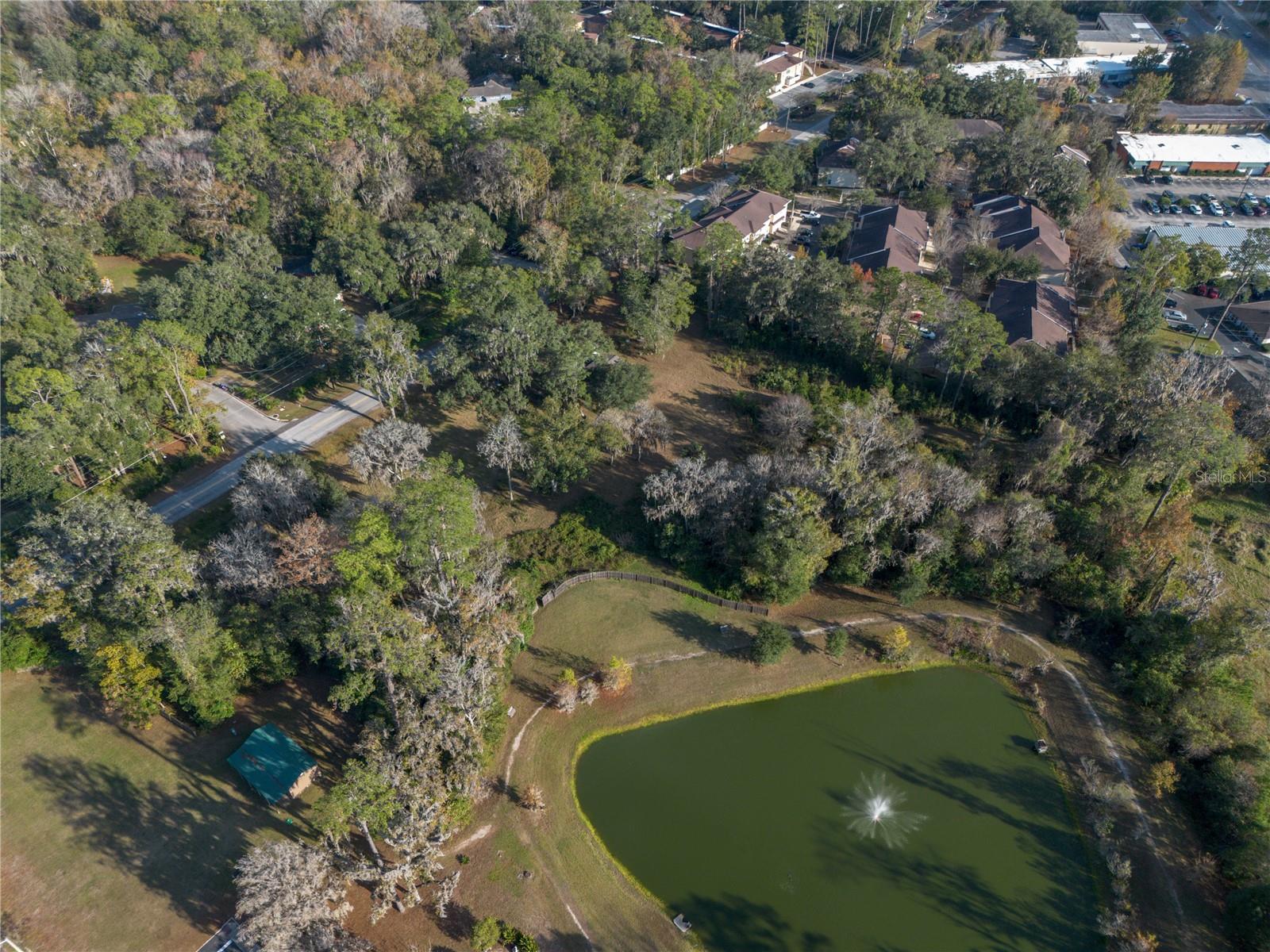 Image 11 of 13 For 560 39th Road