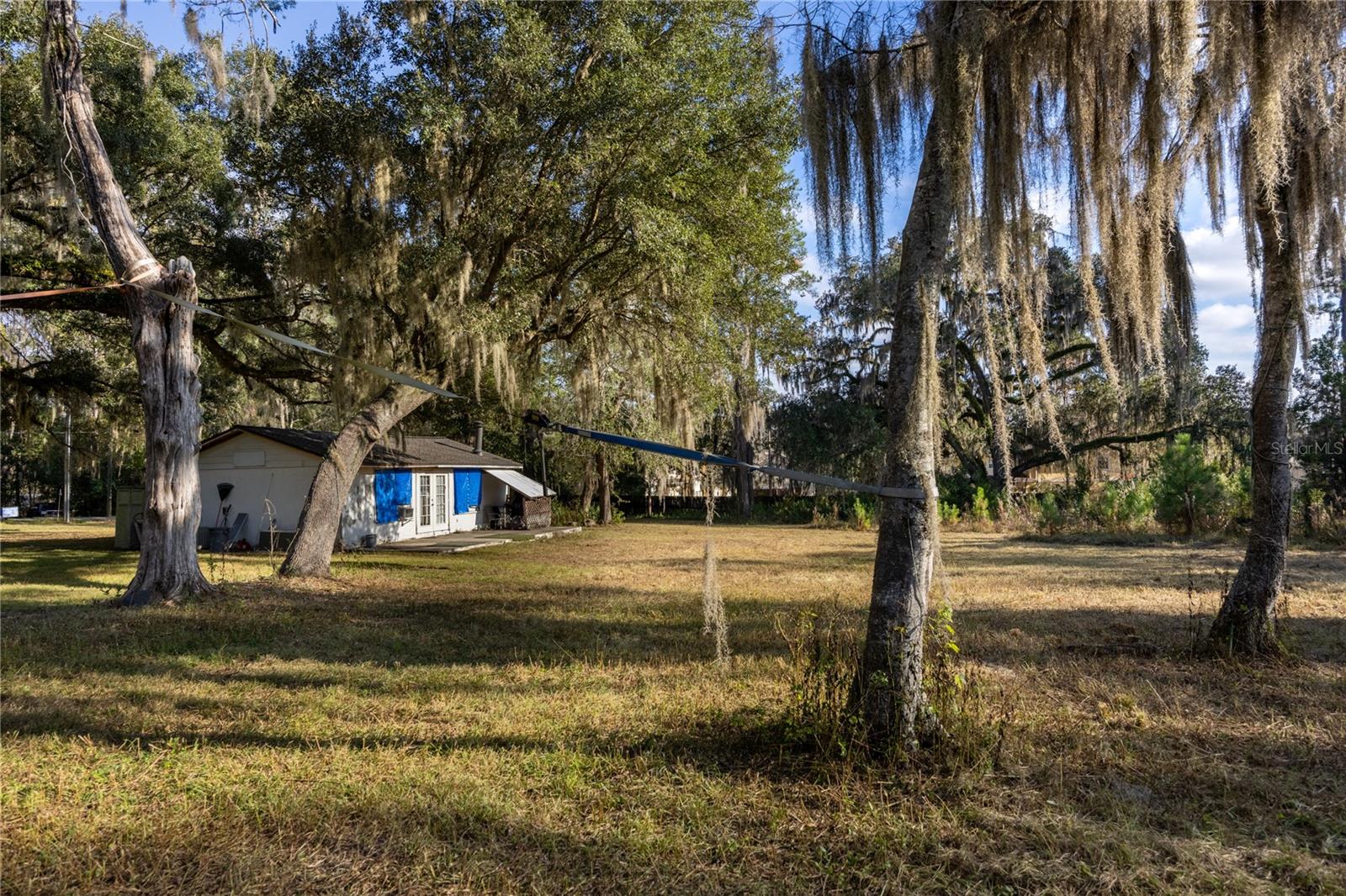 Image 4 of 13 For 560 39th Road