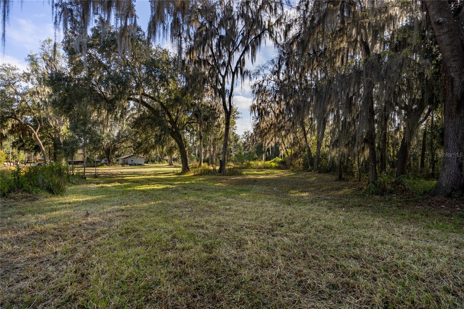 Image 8 of 13 For 560 39th Road