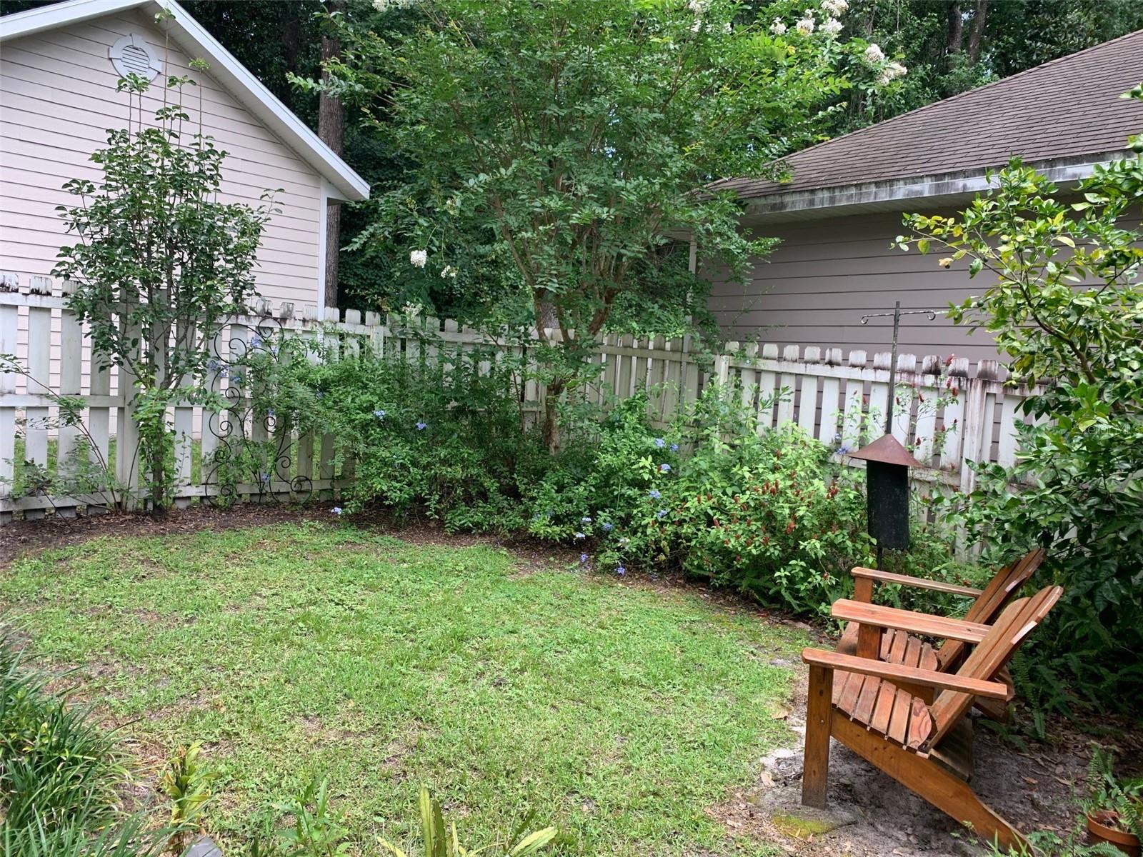 Image 8 of 24 For 117 48th Boulevard