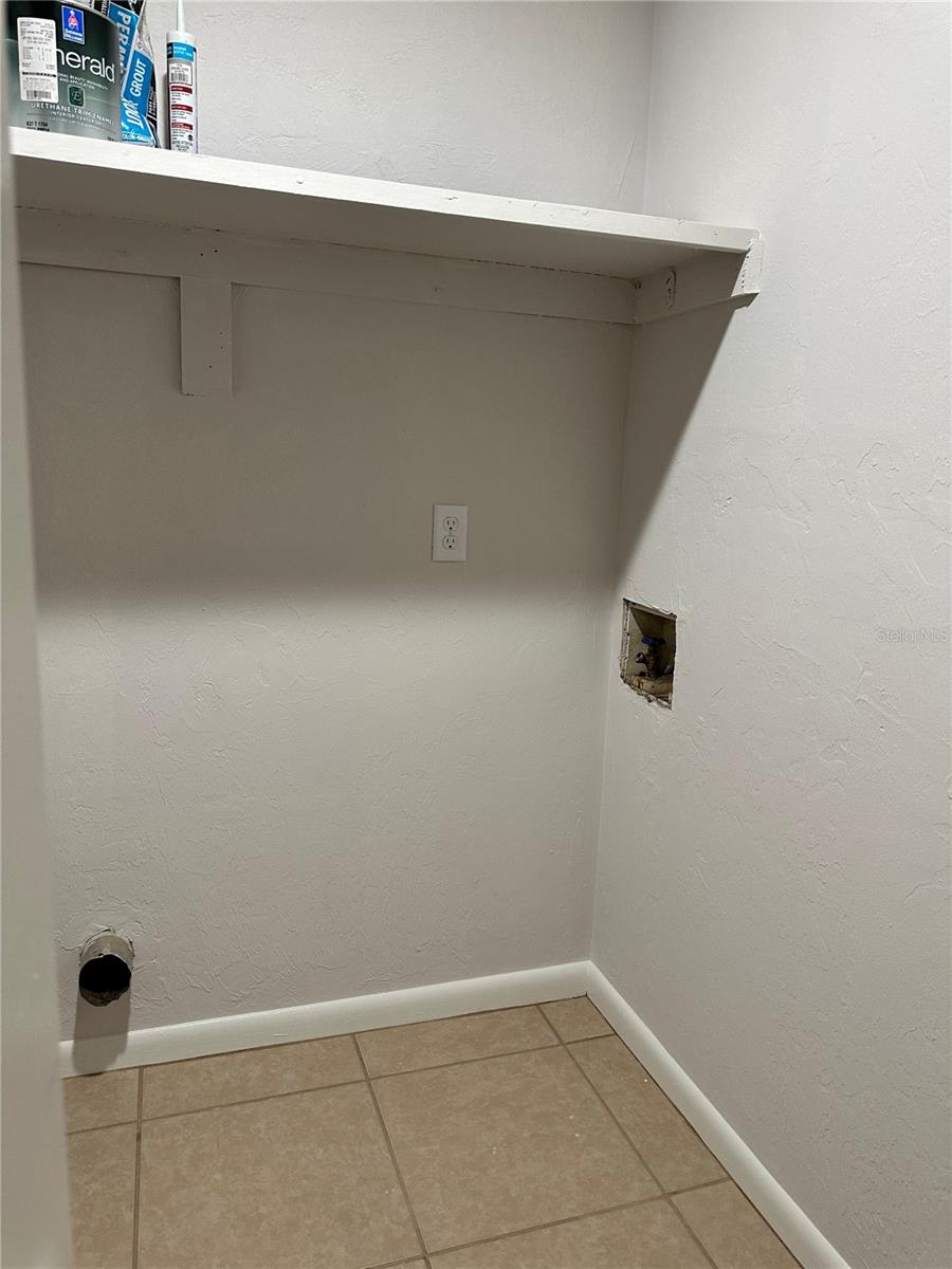 Image 9 of 14 For 2220 39th Way C