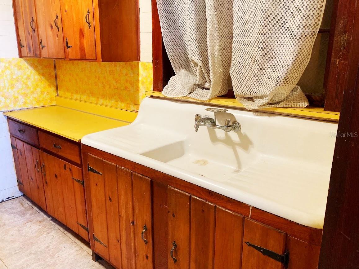 Image 14 of 23 For 125 6th Street