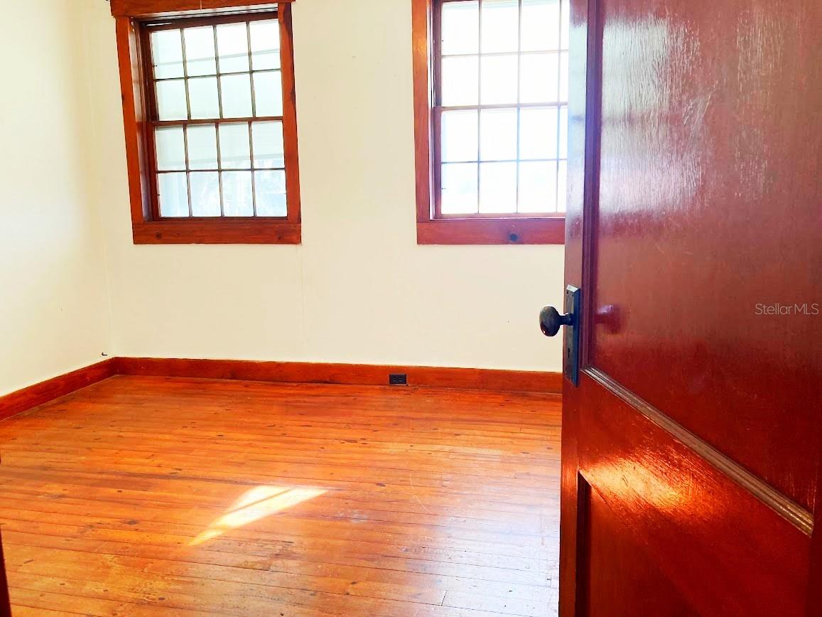 Image 5 of 23 For 125 6th Street