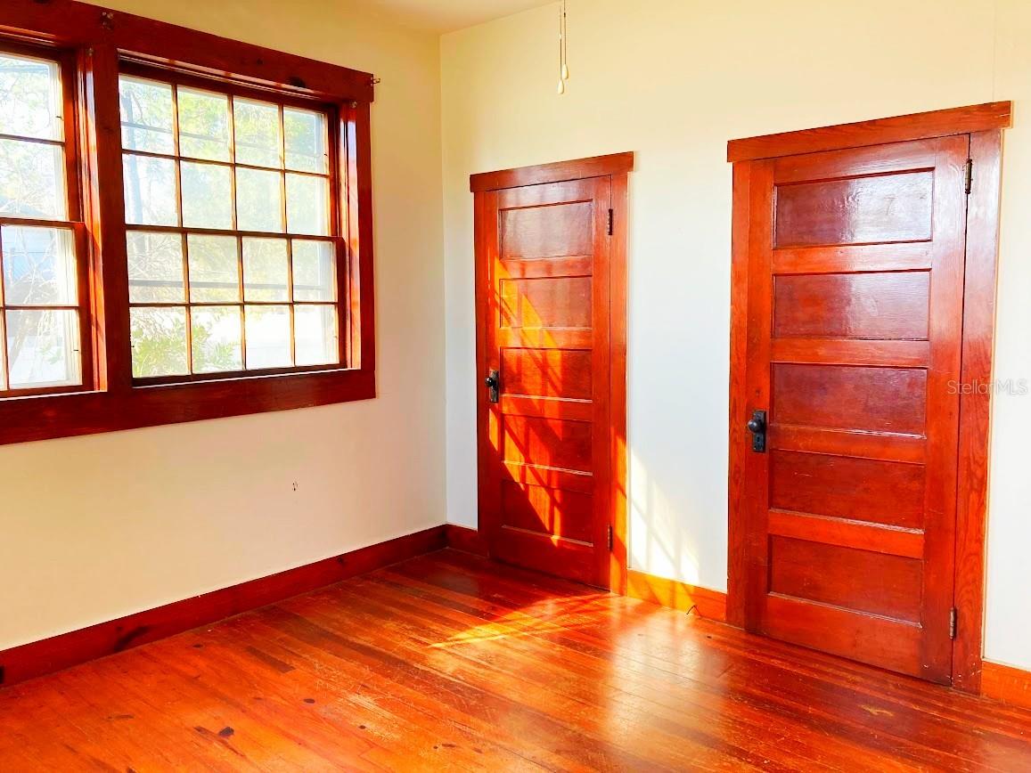 Image 7 of 23 For 125 6th Street