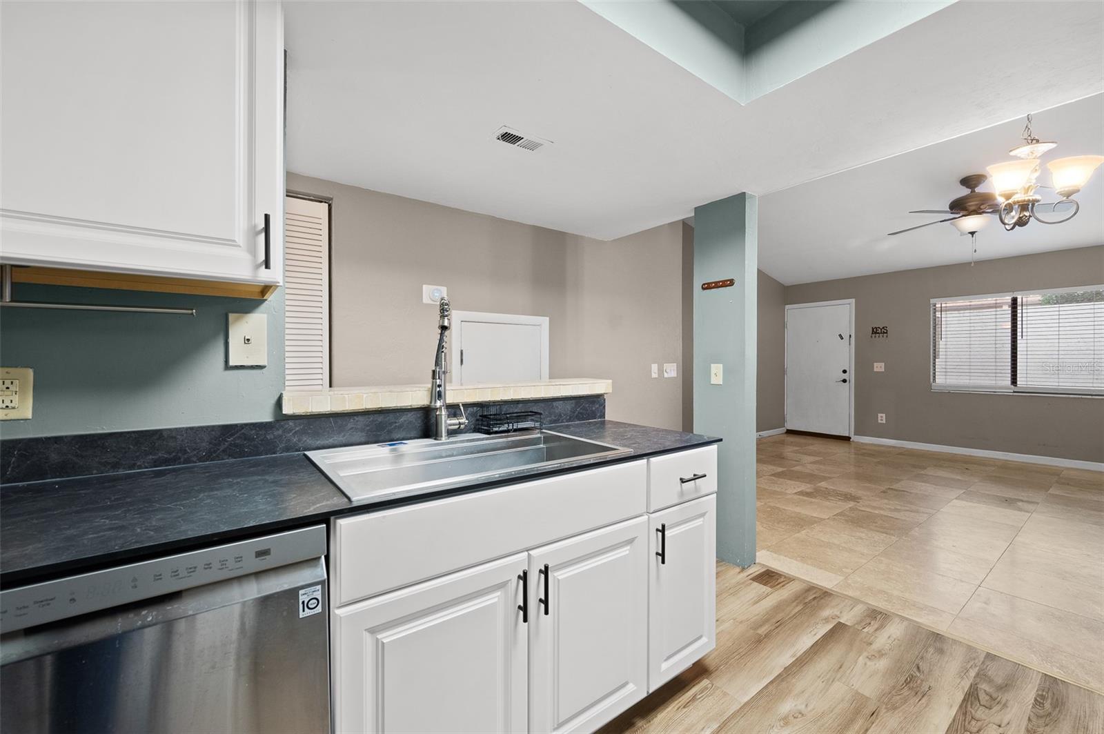 Image 3 of 20 For 2508 35th Place 151