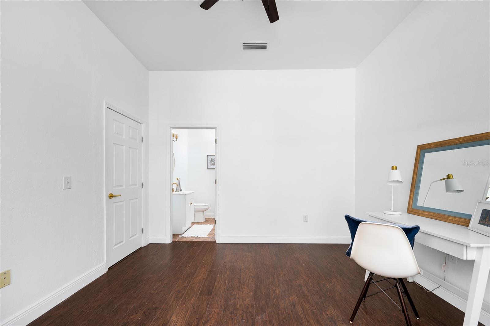 Image 17 of 45 For 9405 31st Lane