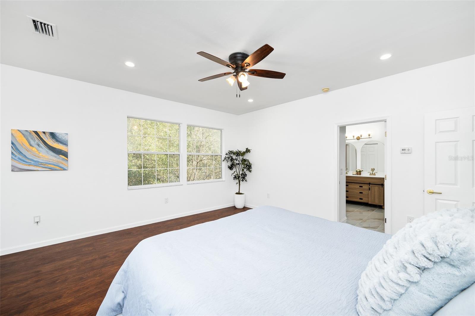 Image 21 of 45 For 9405 31st Lane