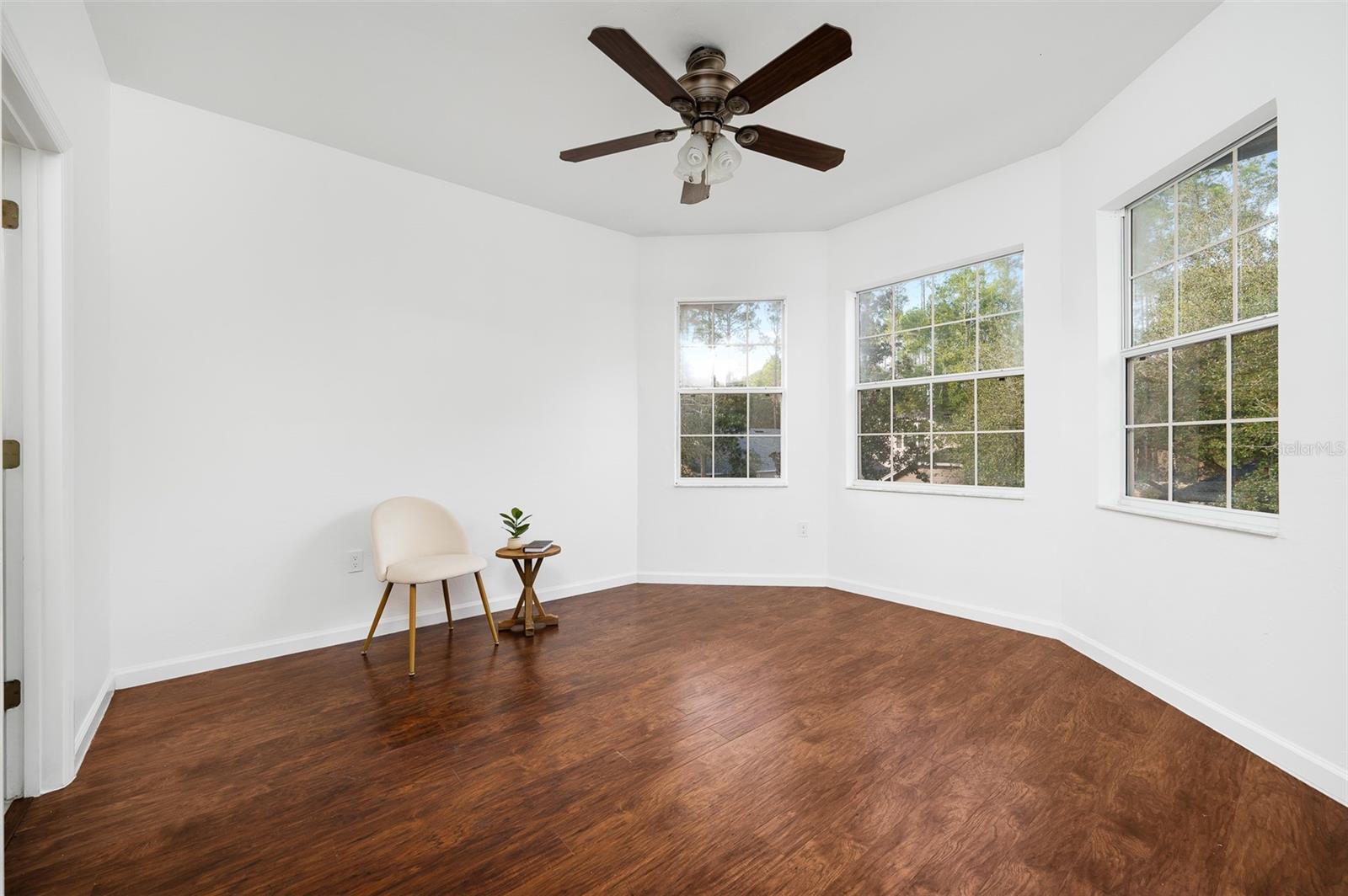 Image 26 of 45 For 9405 31st Lane