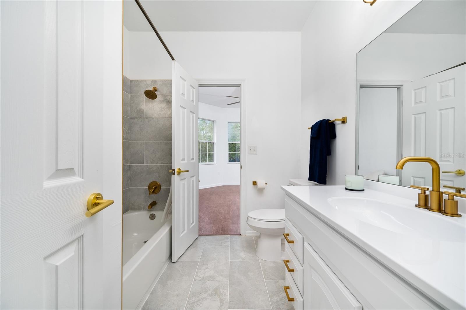 Image 29 of 45 For 9405 31st Lane