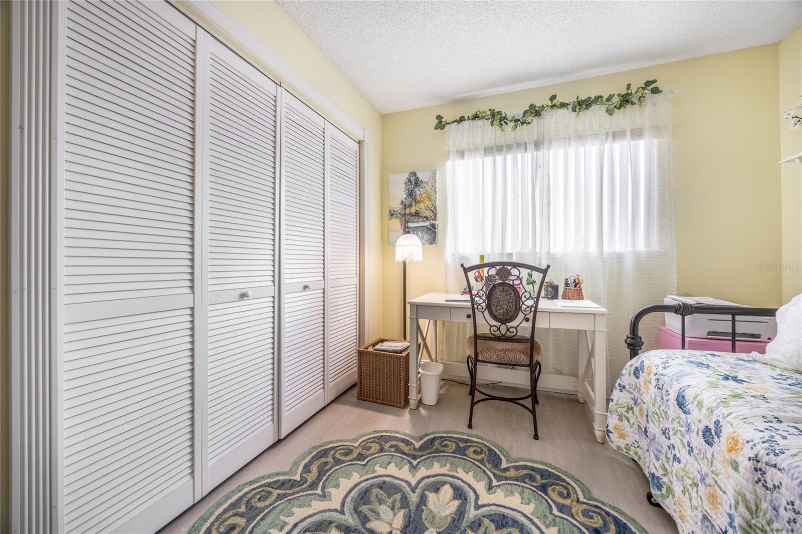 Image 26 of 48 For 11250 78th Court