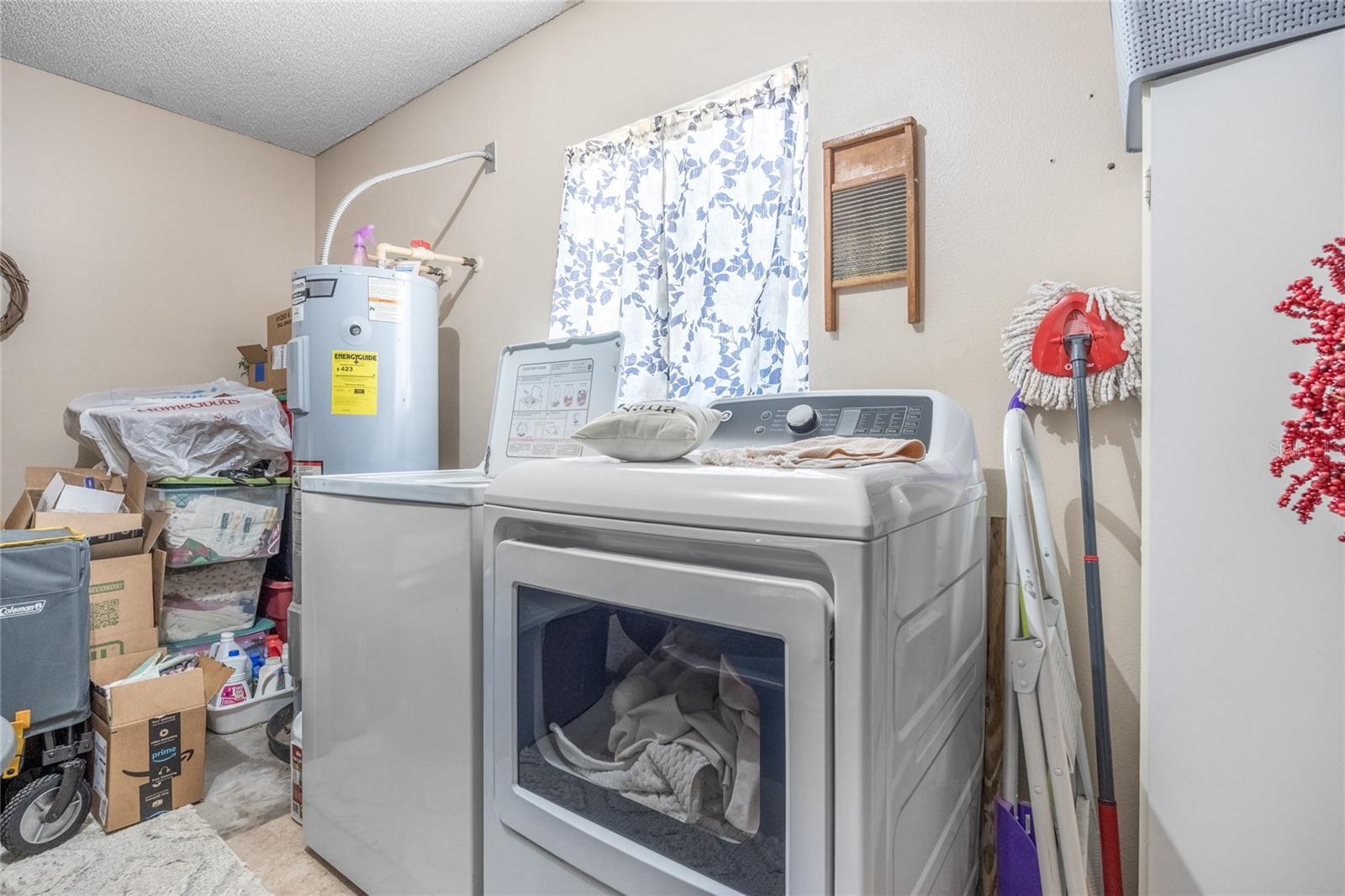 Image 32 of 48 For 11250 78th Court