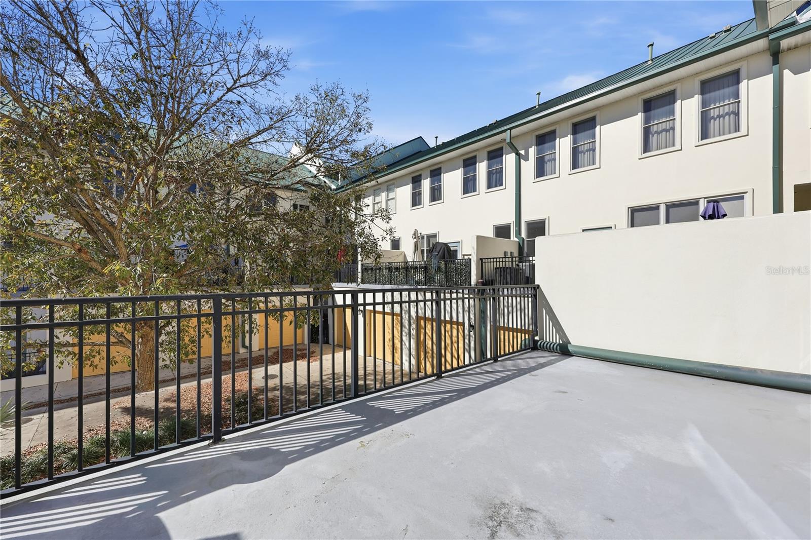 Image 15 of 53 For 132 4th Street 23