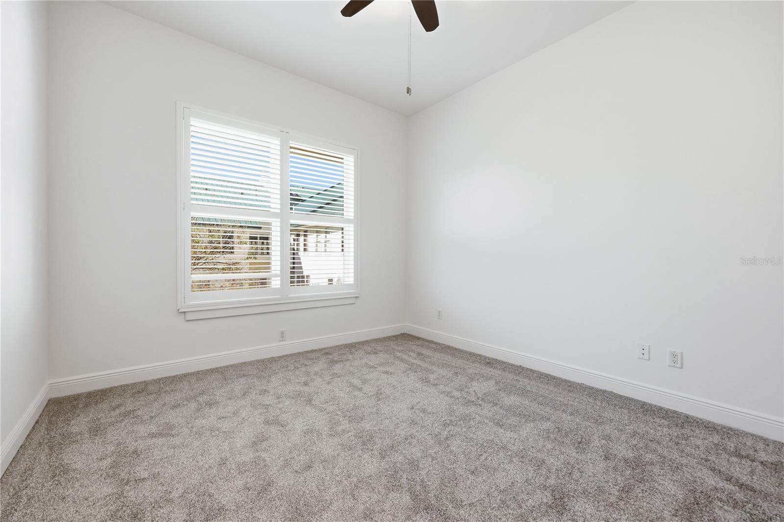 Image 23 of 53 For 132 4th Street 23