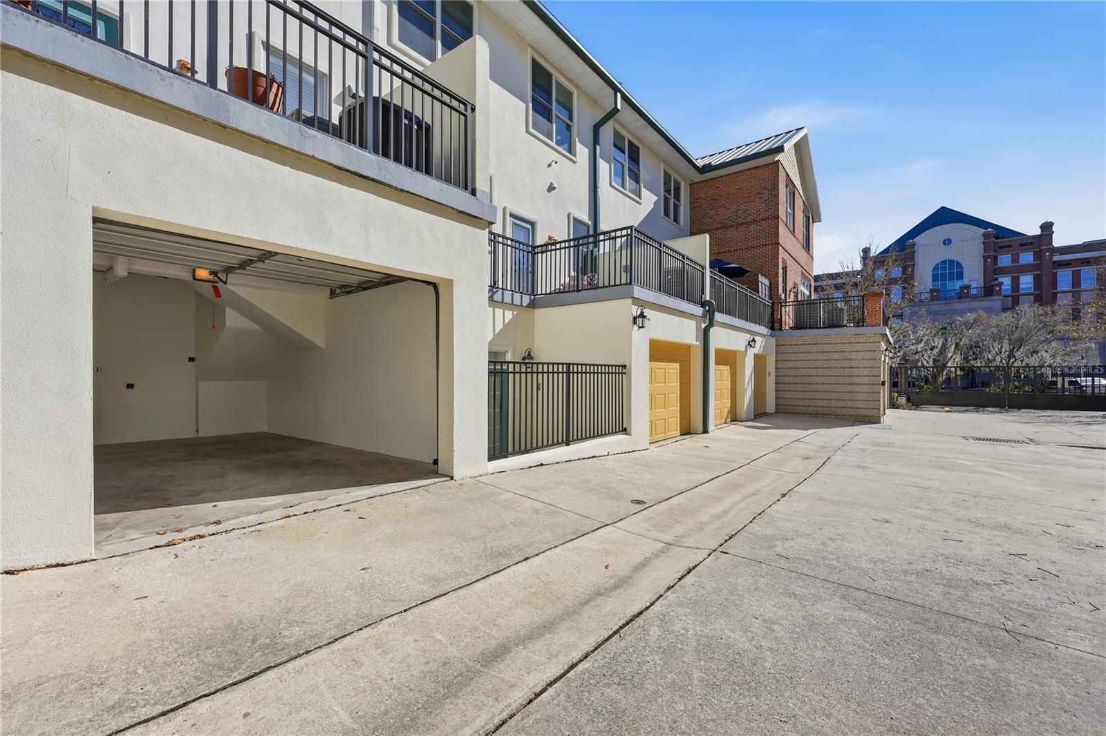 Image 27 of 53 For 132 4th Street 23