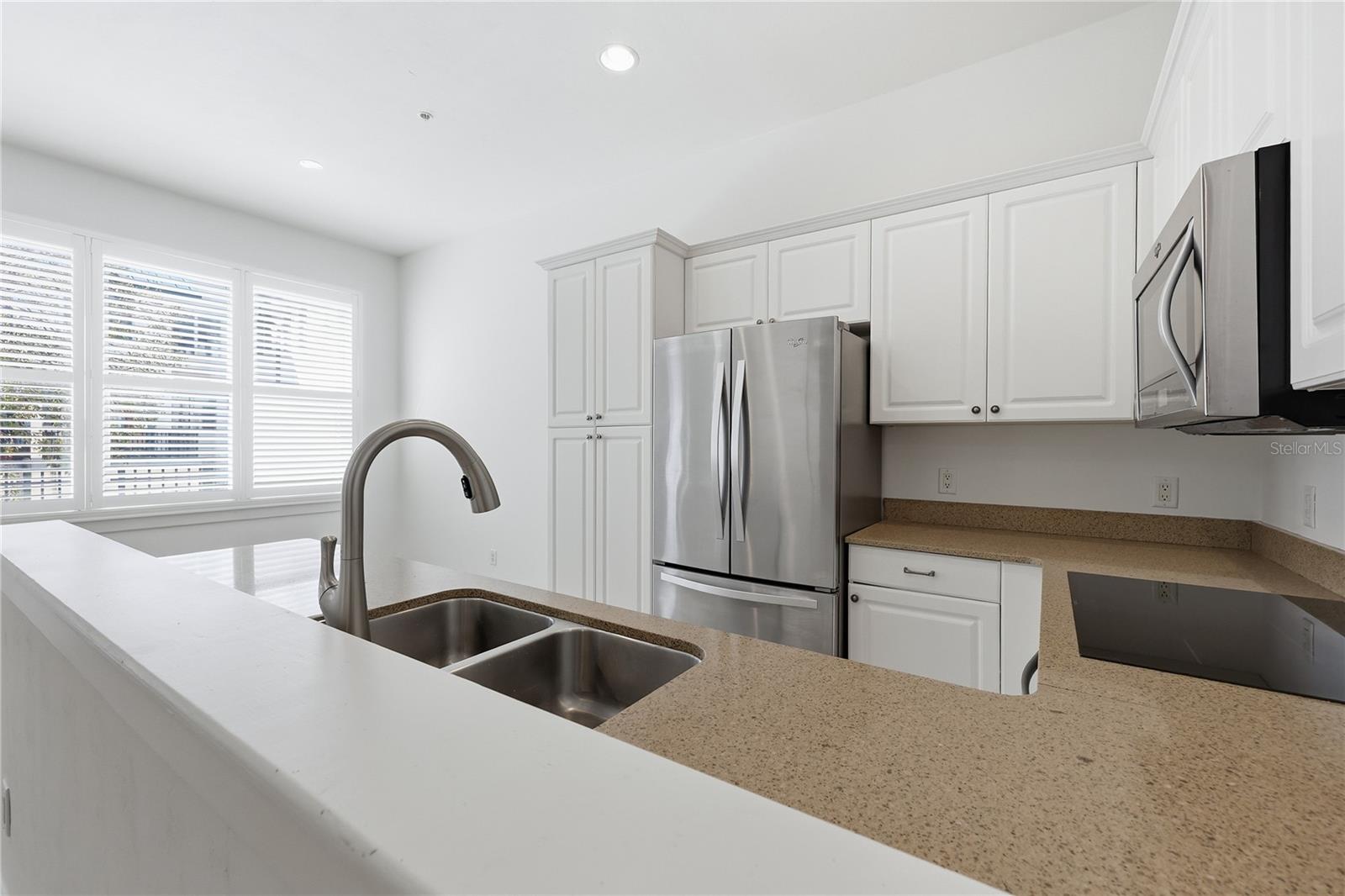 Image 9 of 53 For 132 4th Street 23