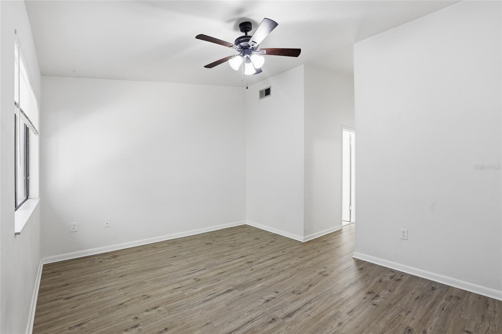 Image 10 of 17 For 2219 39th Way Sw