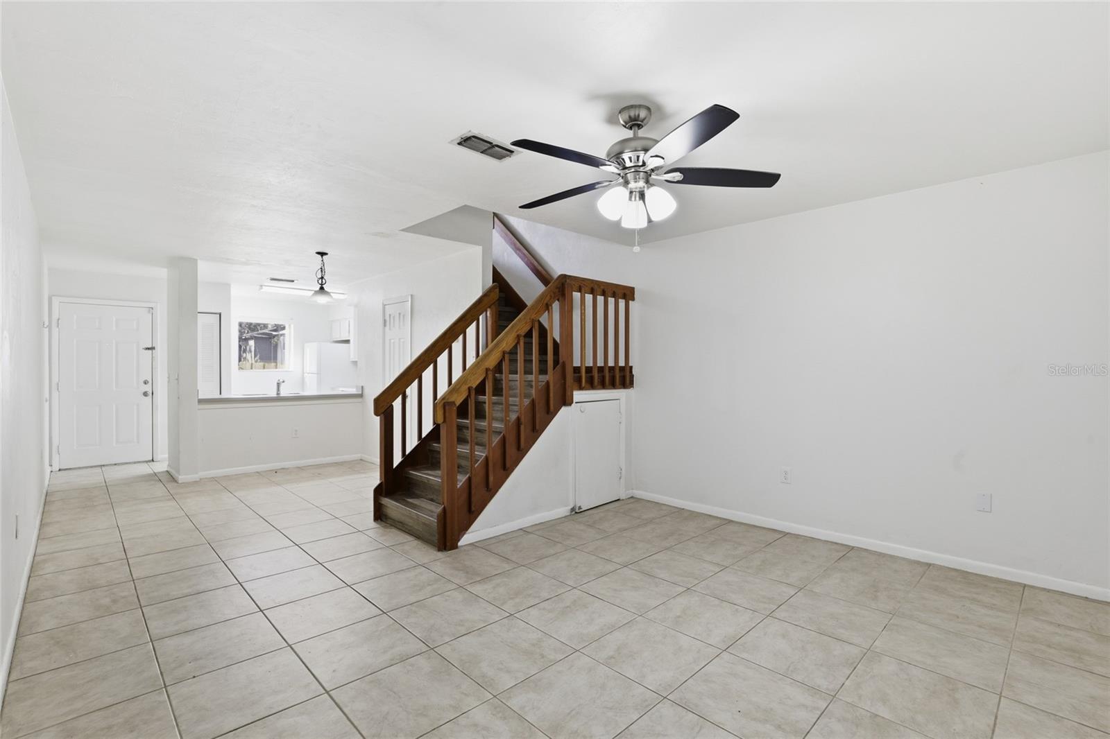 Image 3 of 17 For 2219 39th Way Sw