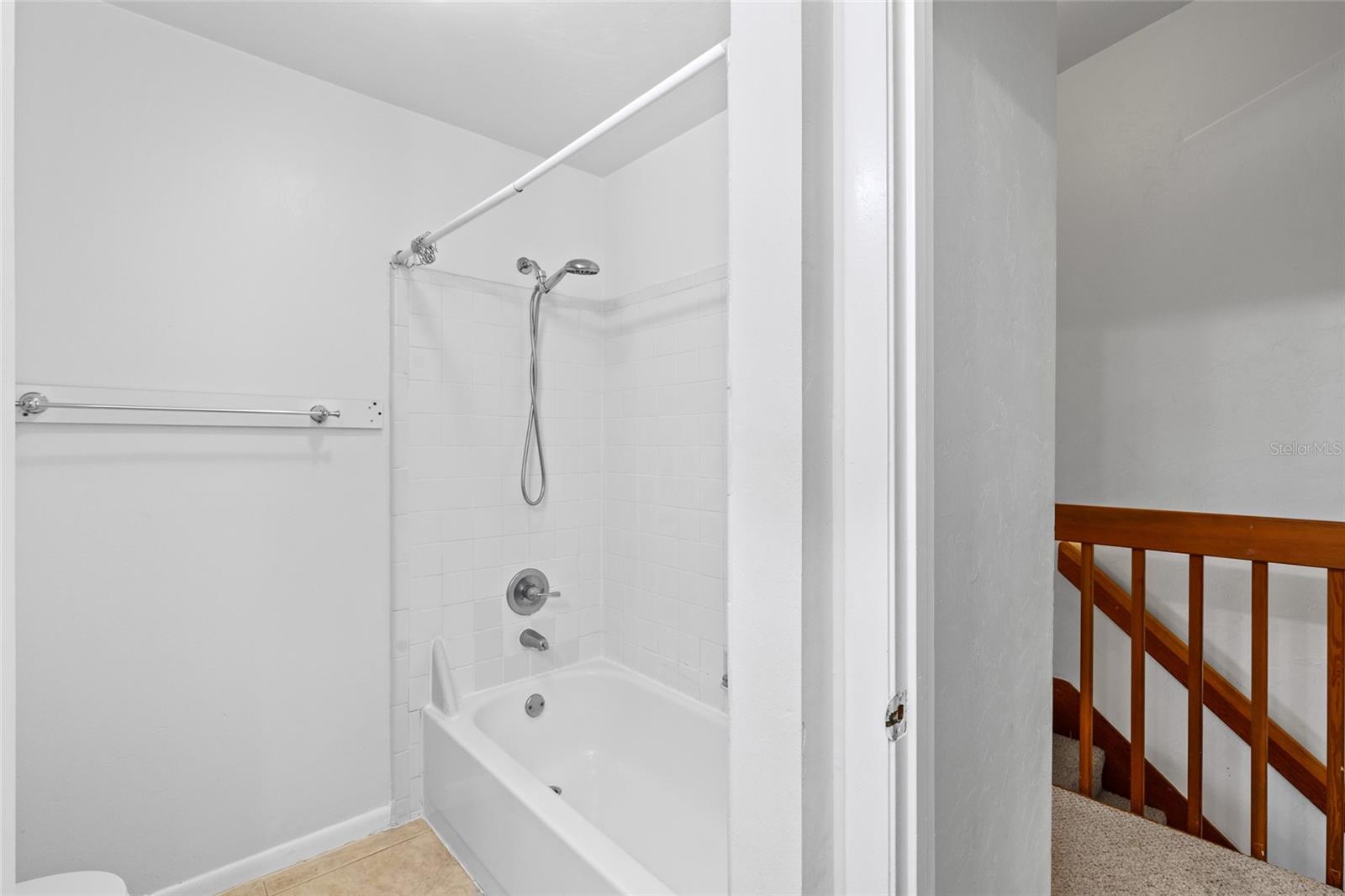 Image 9 of 17 For 2219 39th Way Sw