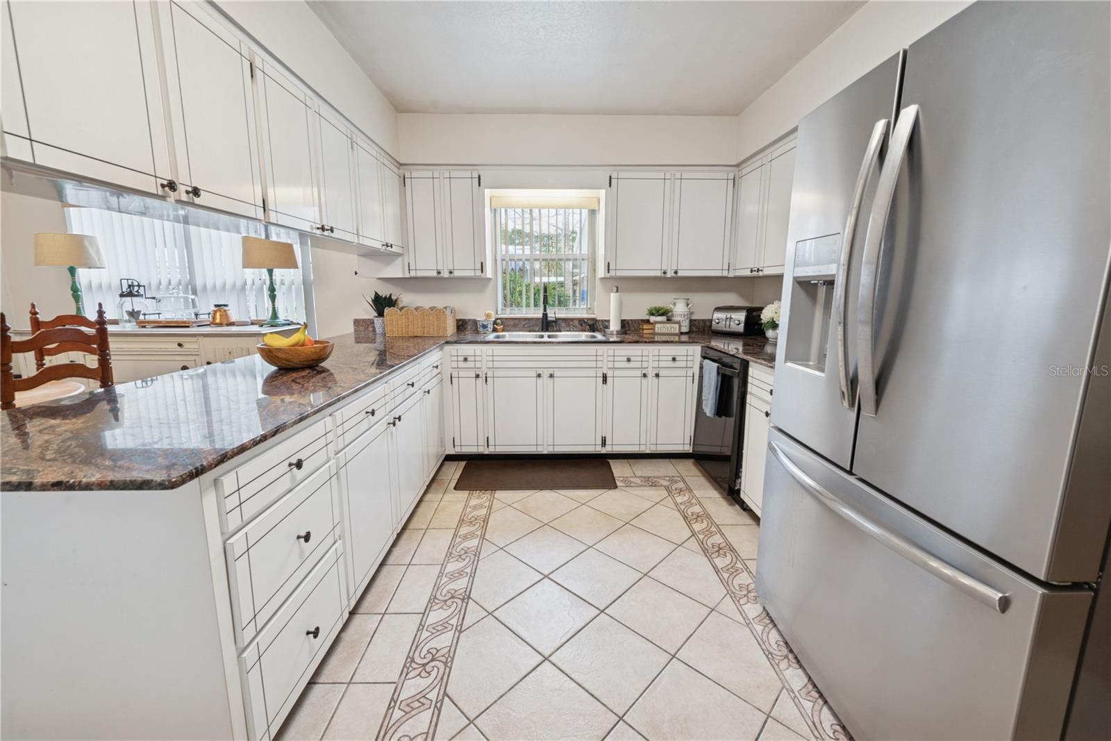 Image 15 of 47 For 15346 14th Avenue