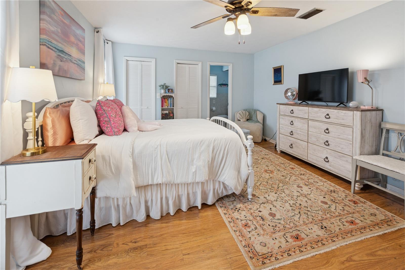 Image 25 of 47 For 15346 14th Avenue