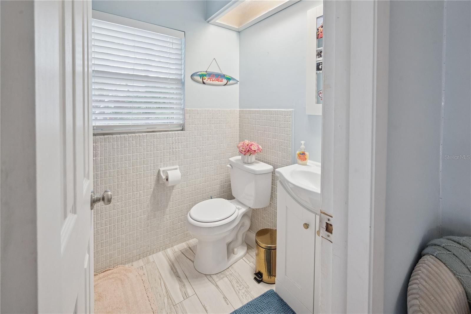 Image 27 of 47 For 15346 14th Avenue