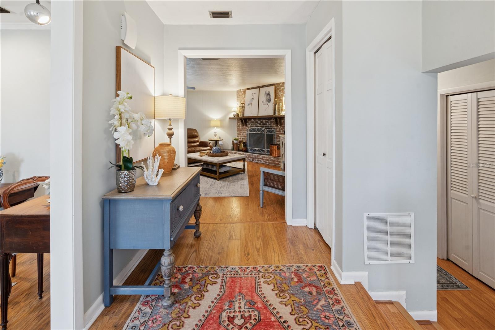 Image 3 of 47 For 15346 14th Avenue