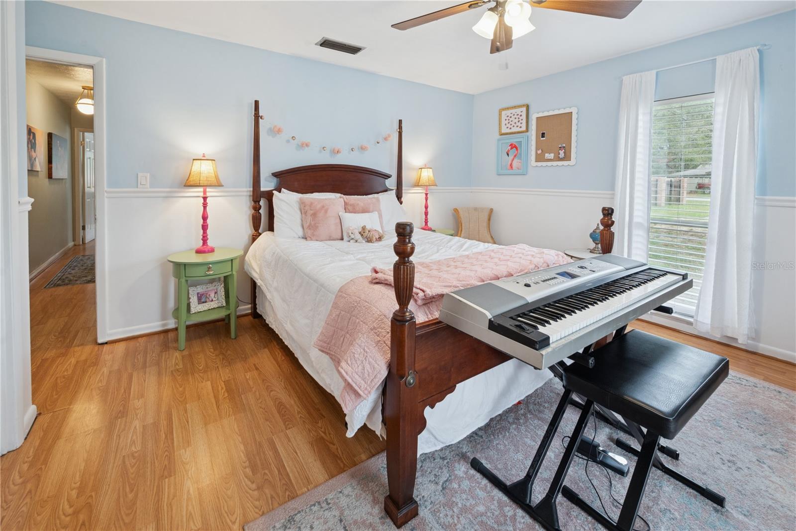 Image 31 of 47 For 15346 14th Avenue