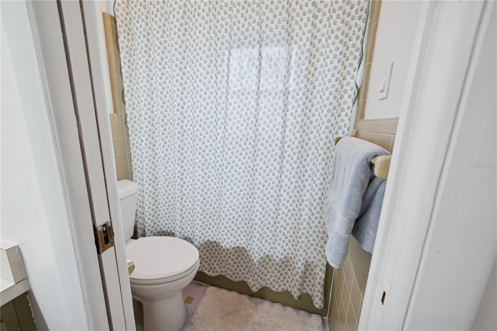 Image 35 of 47 For 15346 14th Avenue