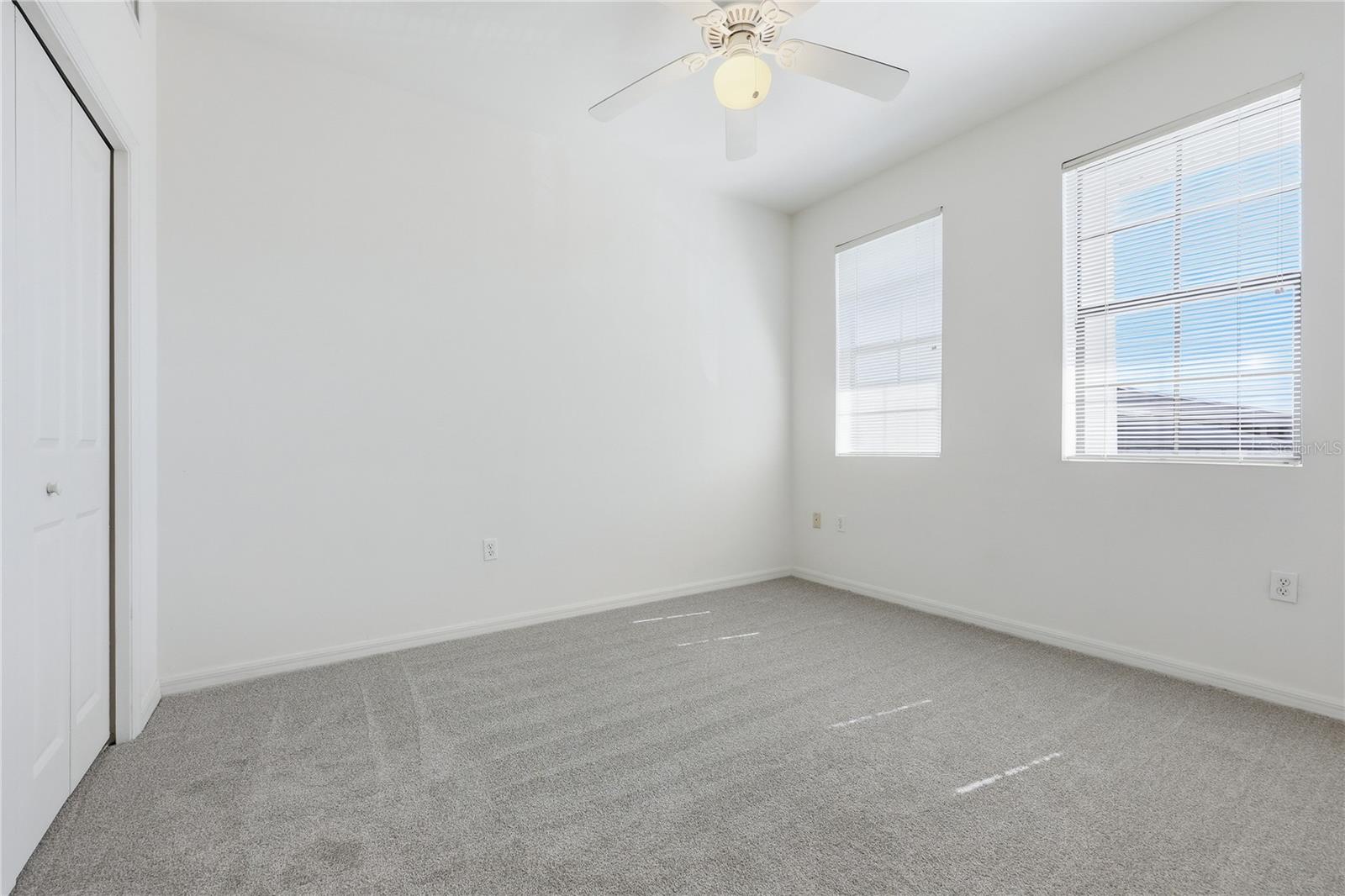 Listing photo id 10 for 20 6th Street 304