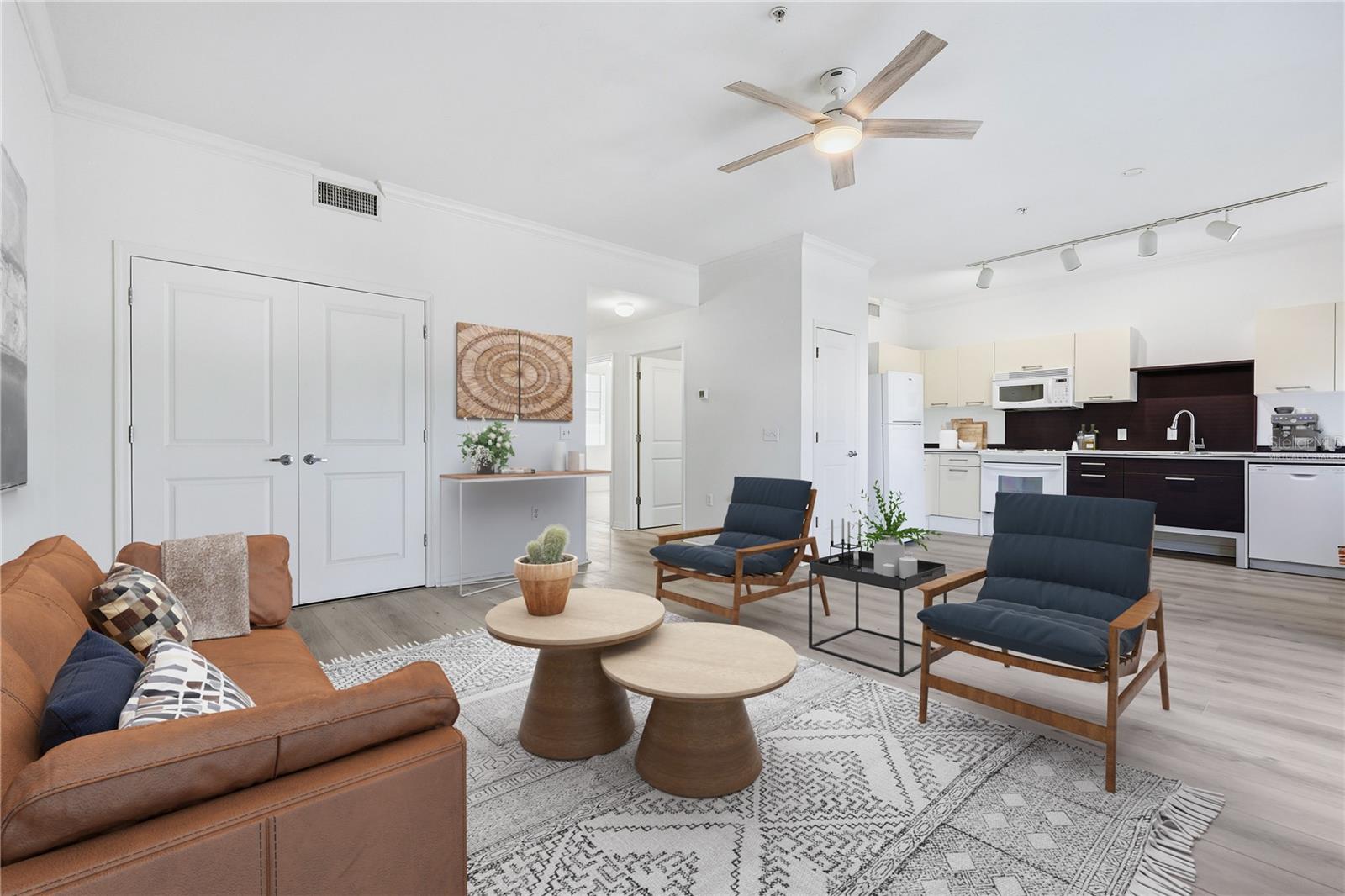 Listing photo id 0 for 20 6th Street 304