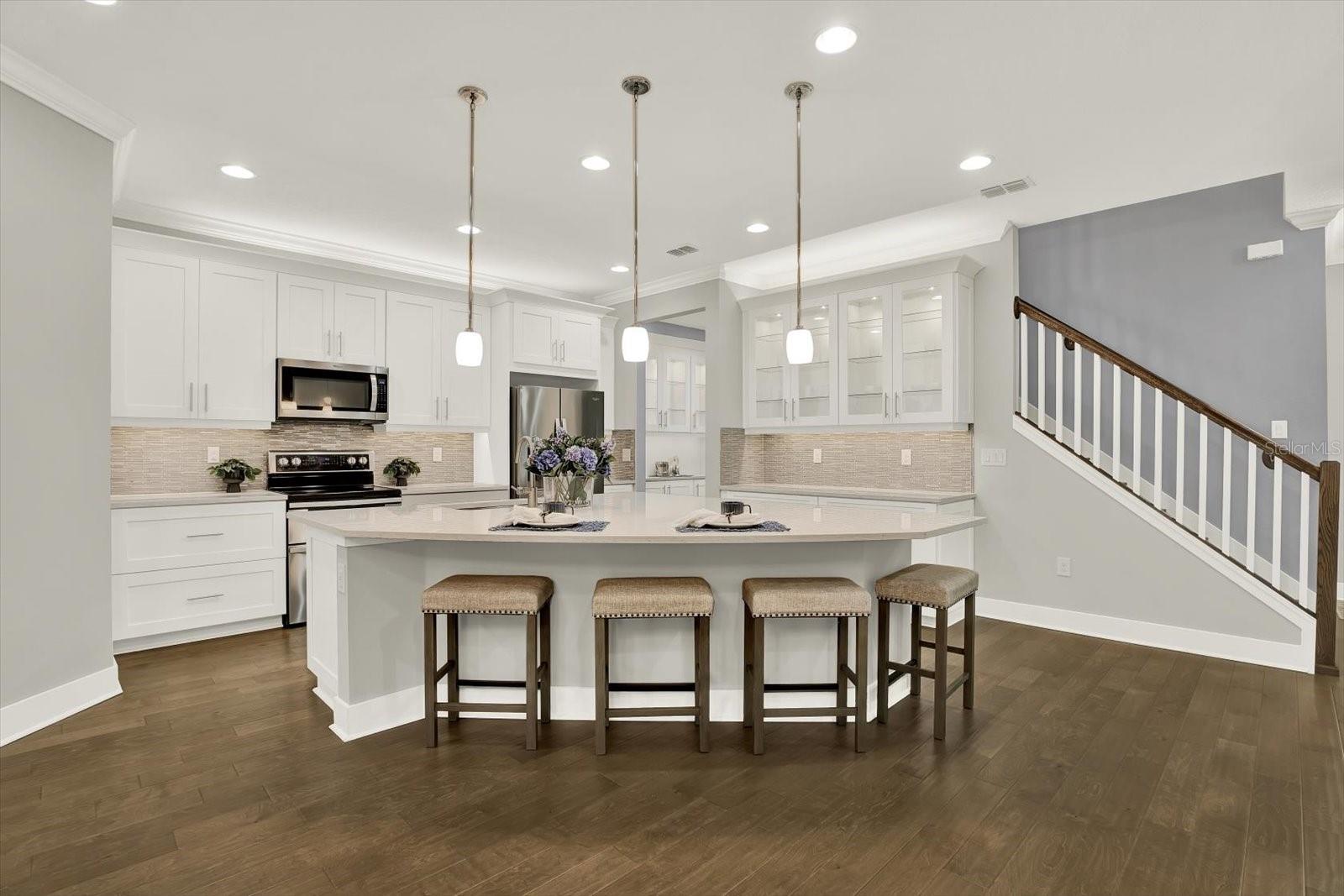 Image 11 of 53 For 2005 Palm Key Avenue