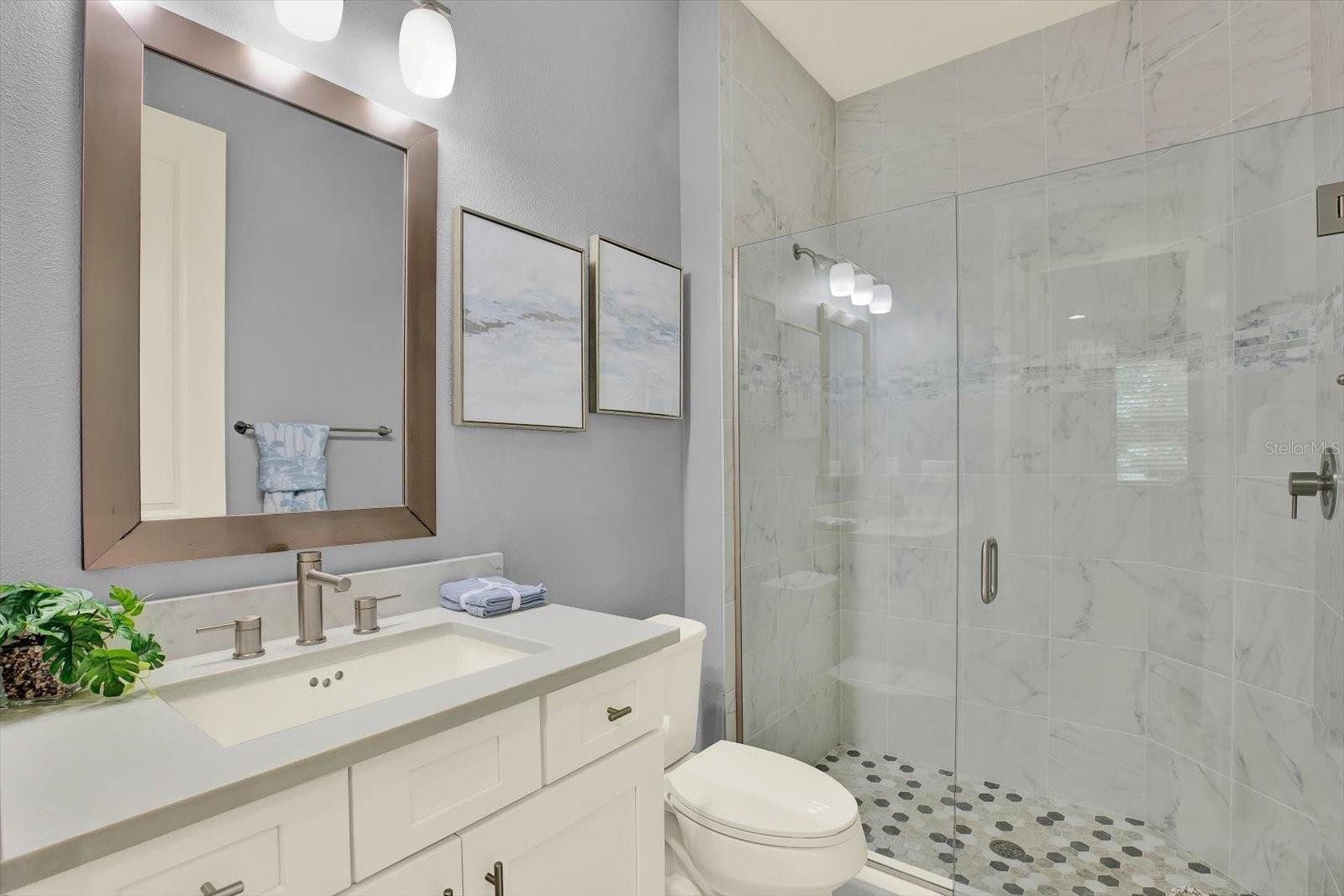 Image 28 of 53 For 2005 Palm Key Avenue