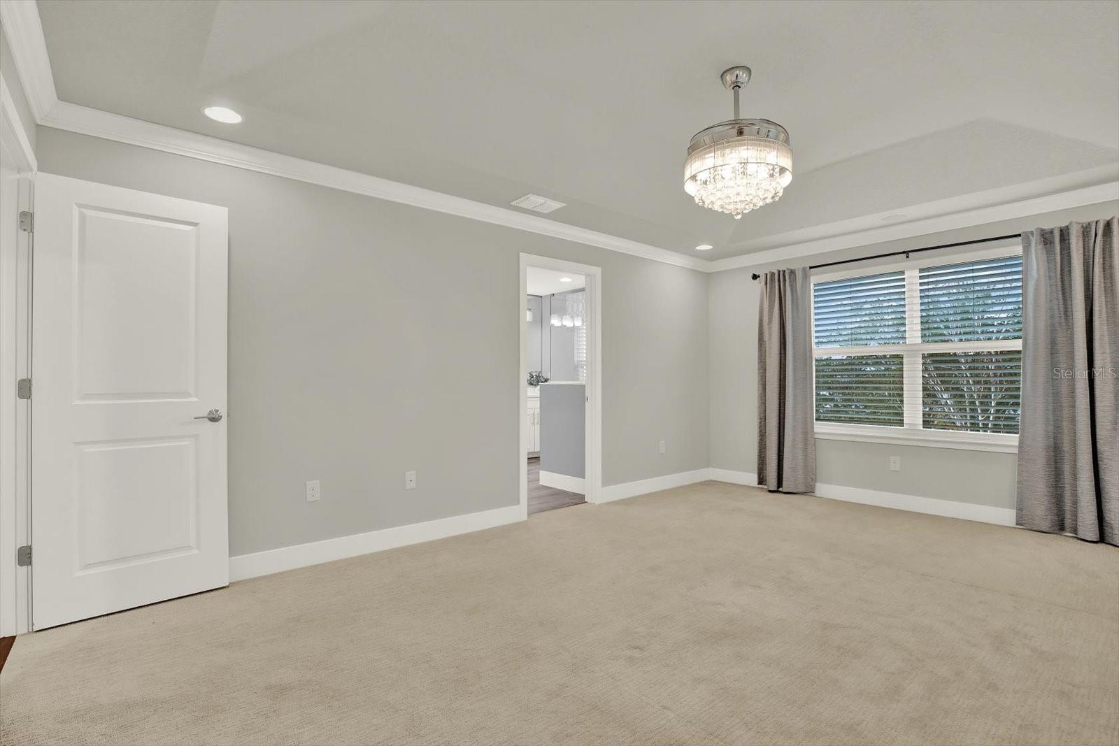 Image 31 of 53 For 2005 Palm Key Avenue