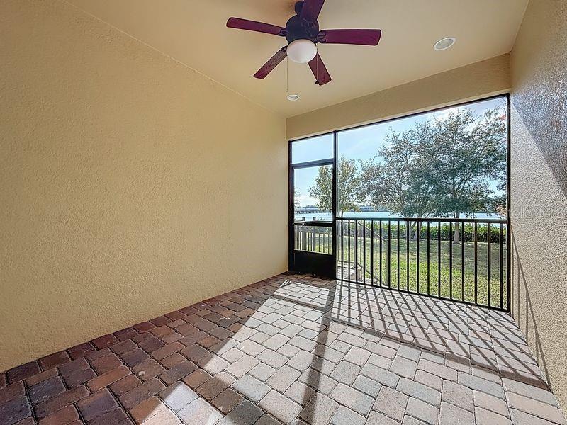 Image 36 of 53 For 2005 Palm Key Avenue