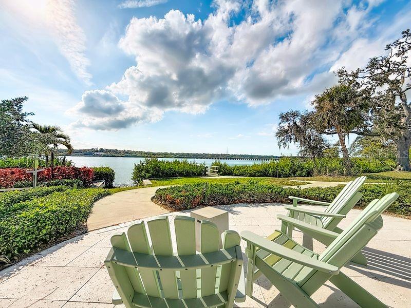 Image 49 of 53 For 2005 Palm Key Avenue