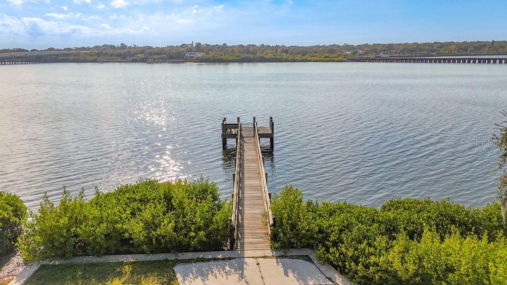 Image 50 of 53 For 2005 Palm Key Avenue