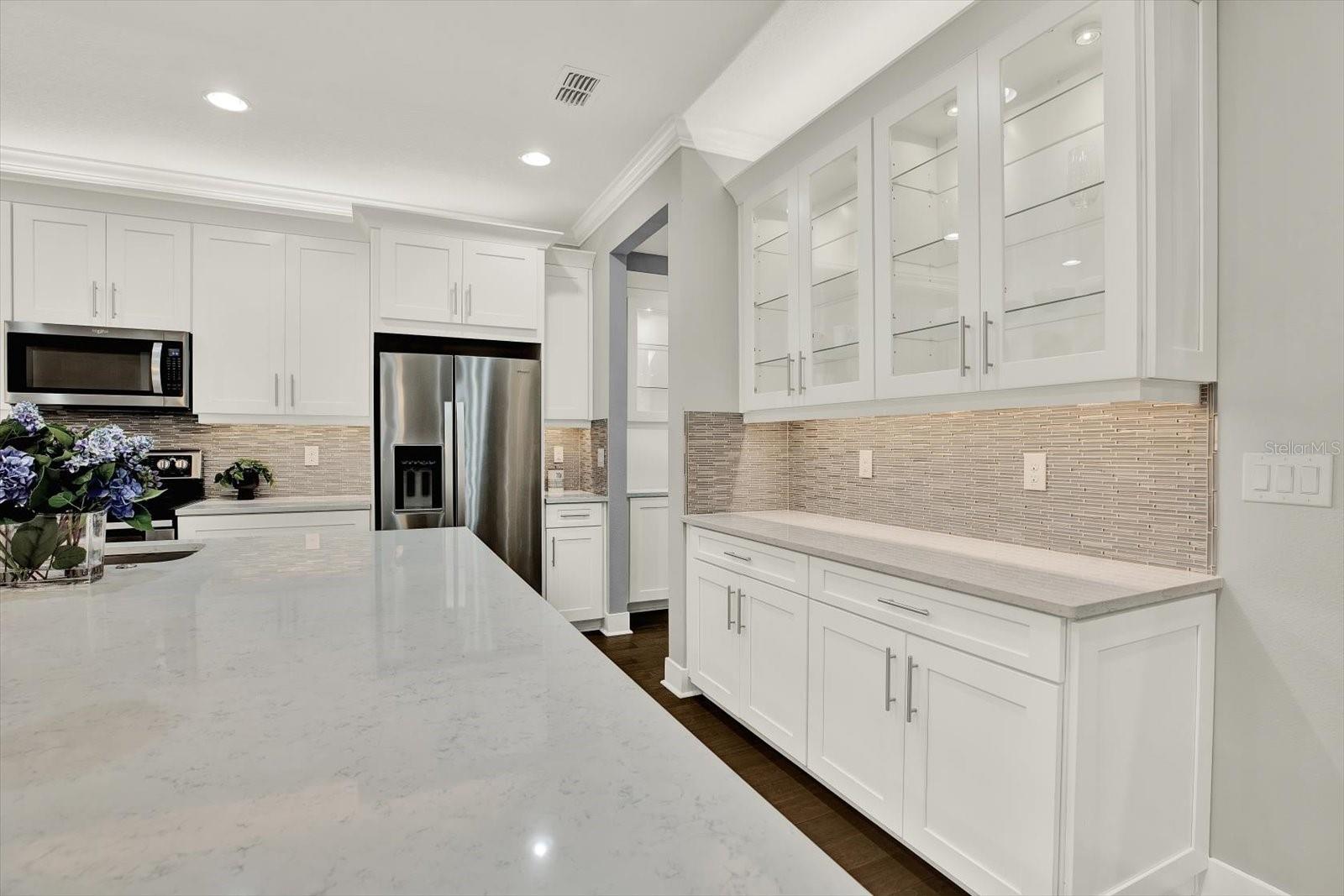 Image 6 of 53 For 2005 Palm Key Avenue