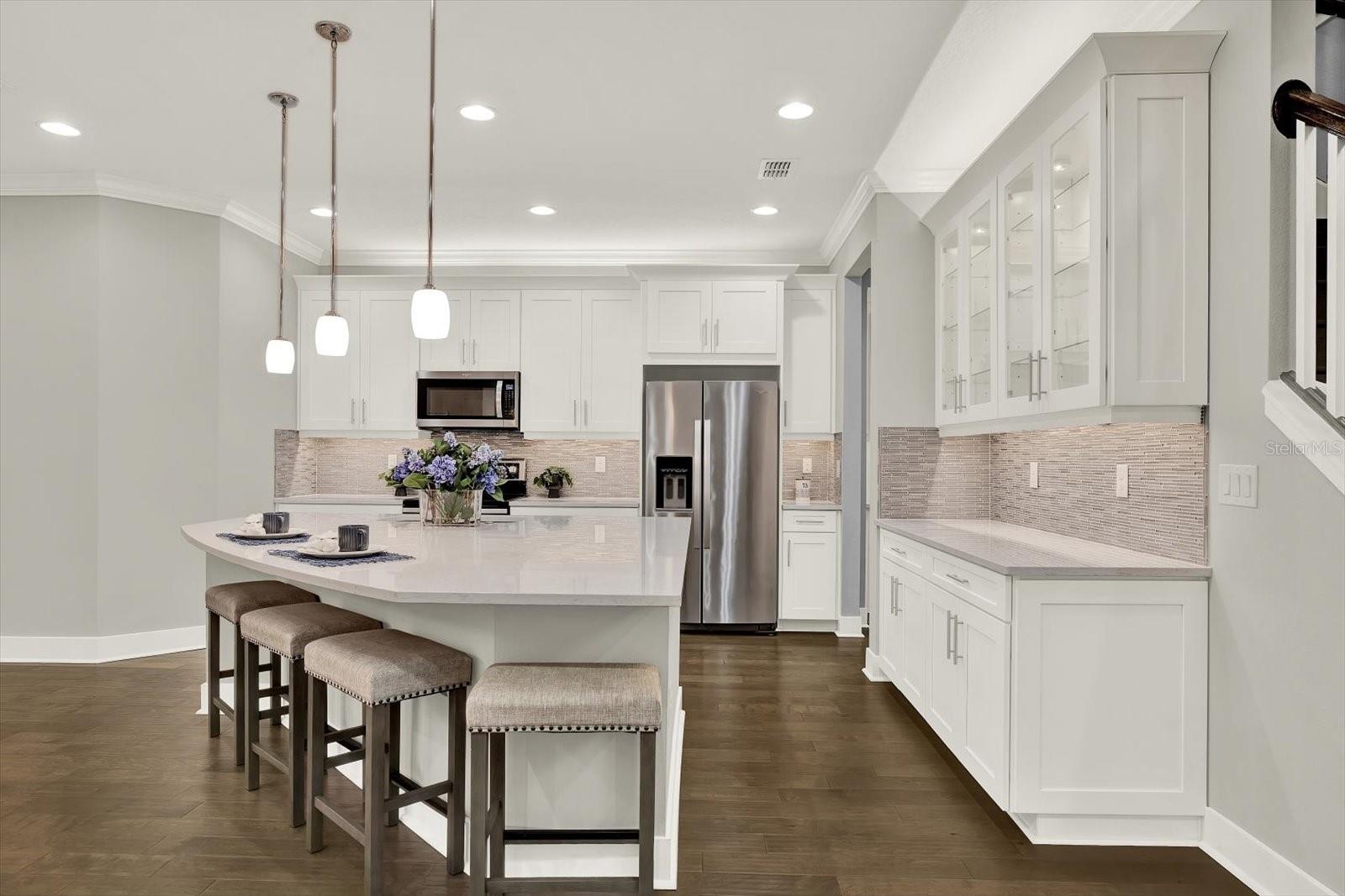 Image 7 of 53 For 2005 Palm Key Avenue