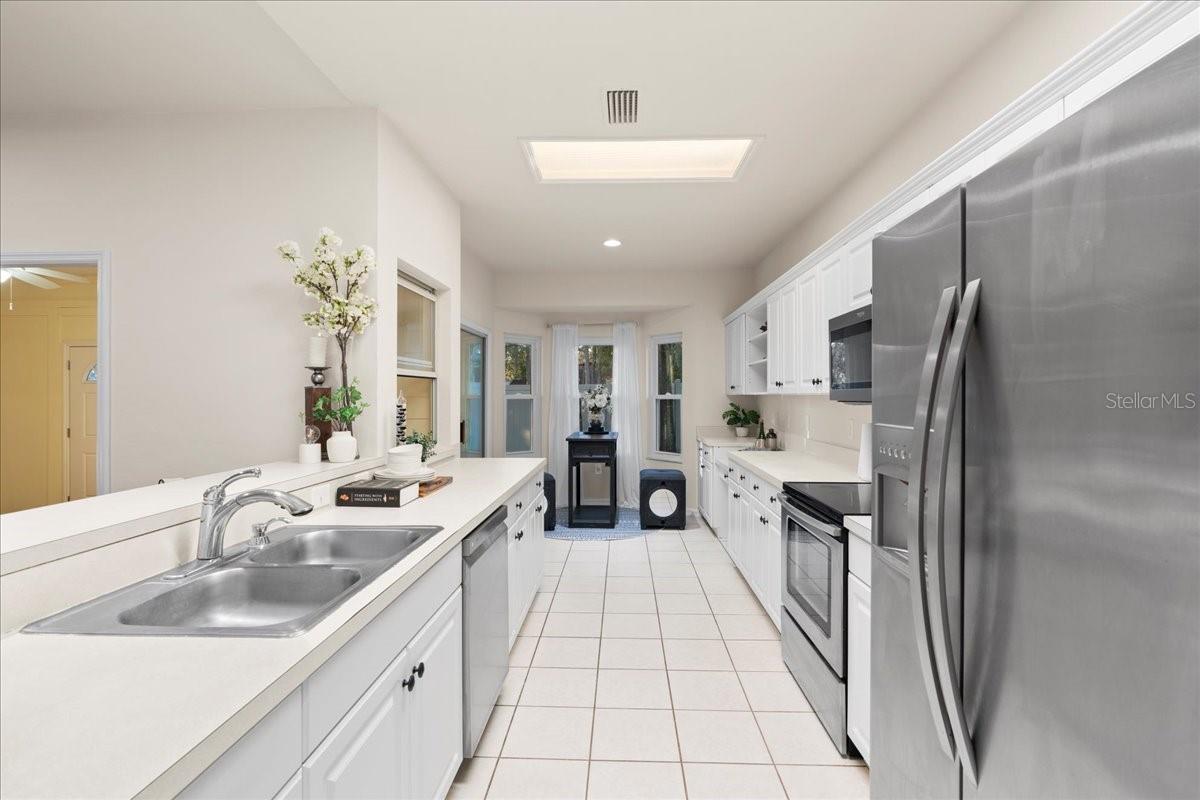 Image 28 of 43 For 1976 66th Drive