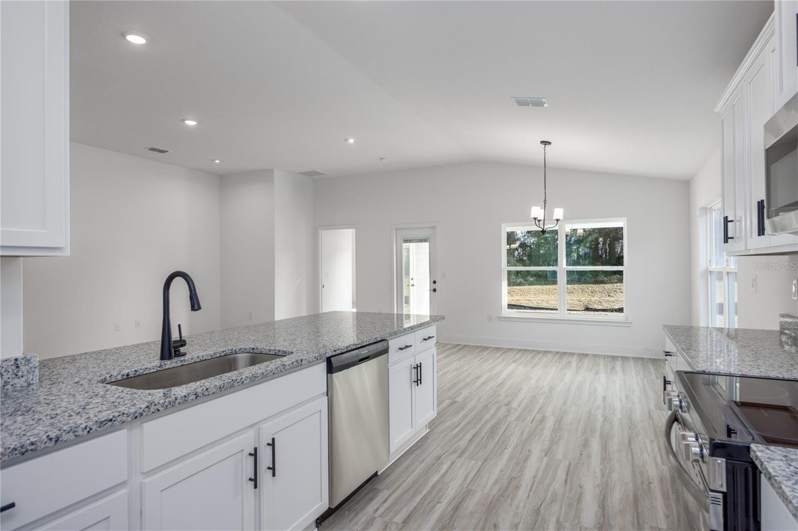 Image 19 of 29 For 581 Bellflower Drive