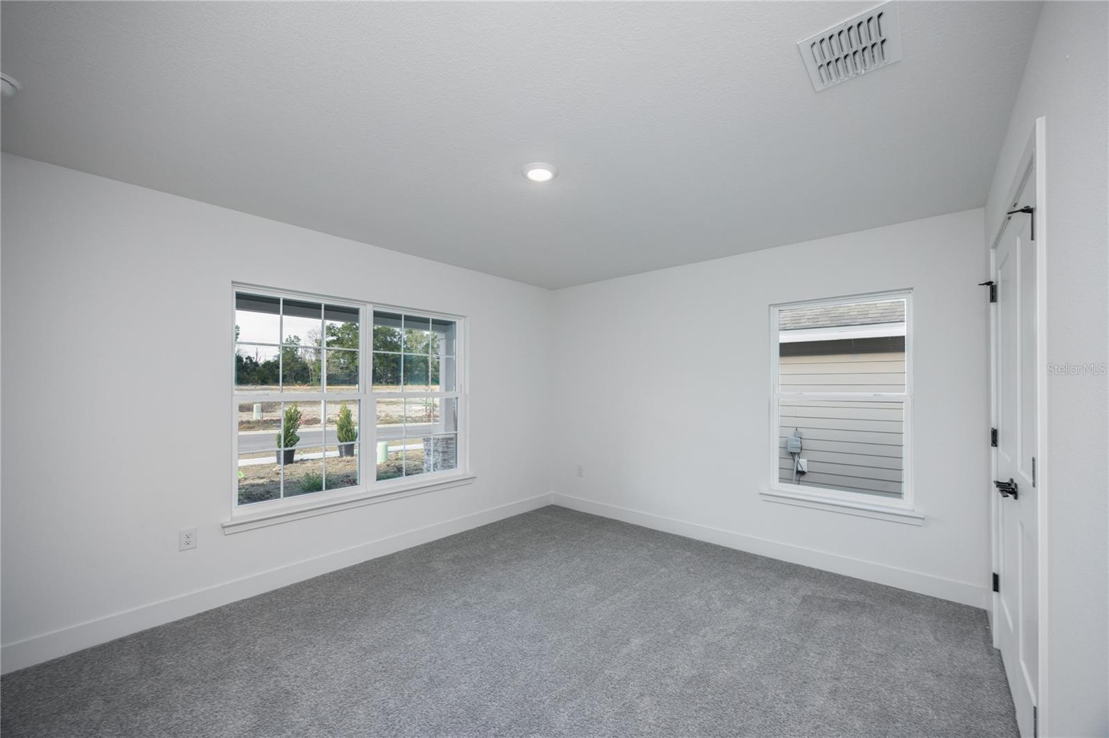 Image 26 of 29 For 581 Bellflower Drive