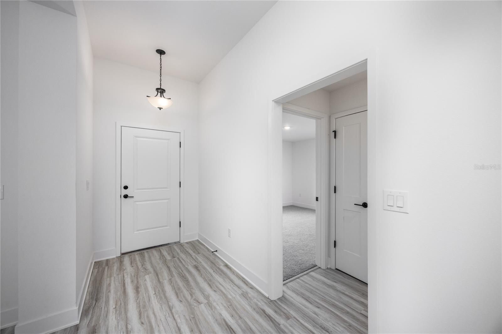 Image 27 of 29 For 581 Bellflower Drive