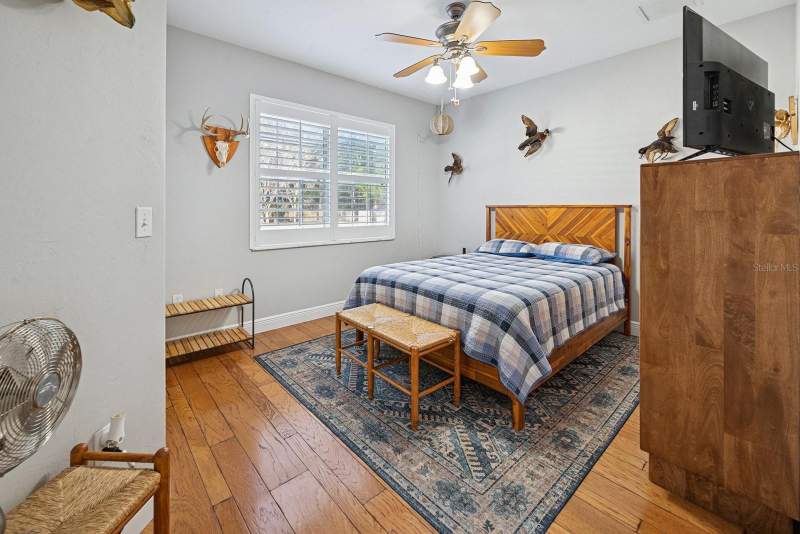 Image 21 of 50 For 6719 82nd Avenue