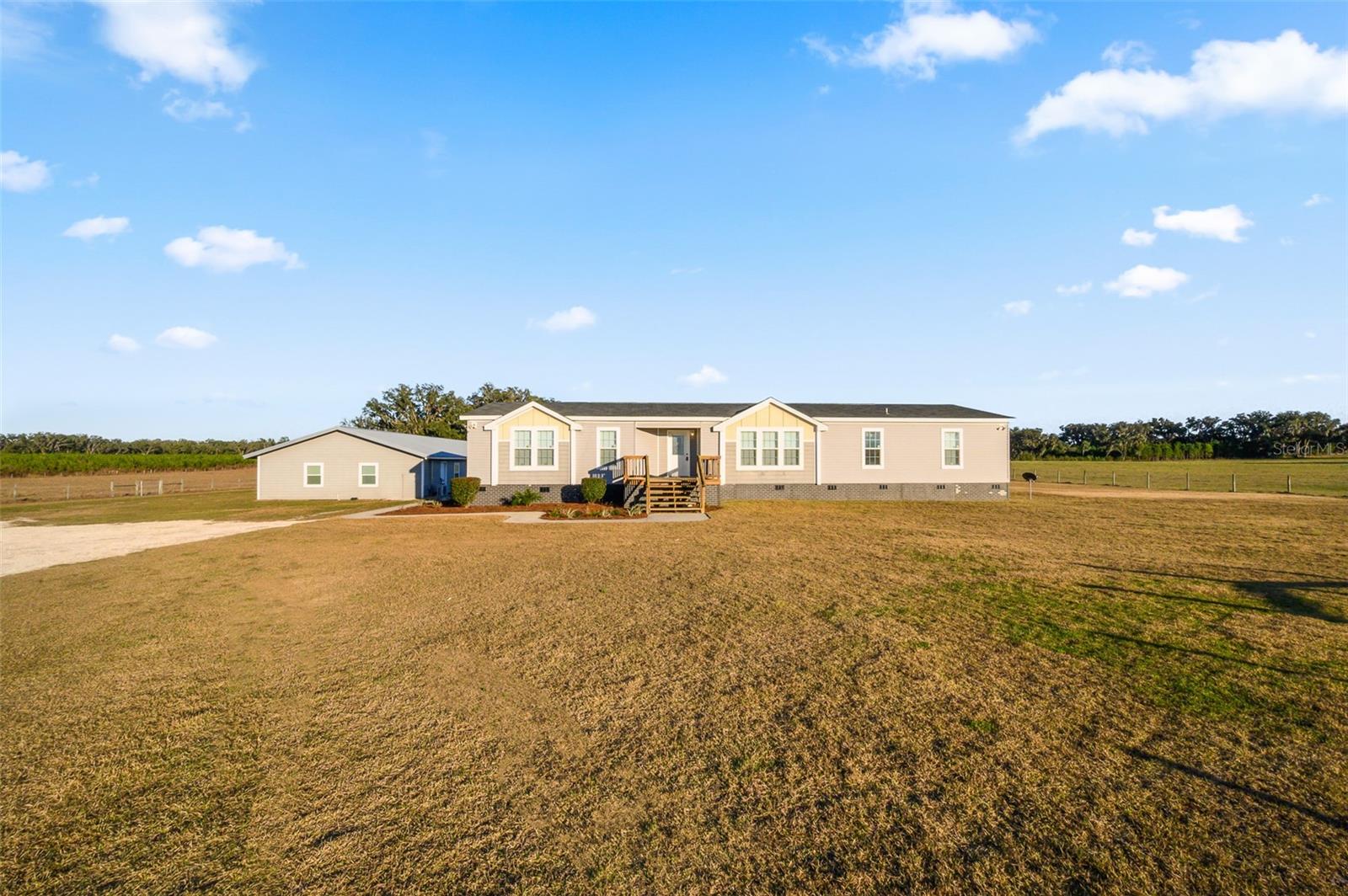 Image 18 of 67 For 3789 202nd Street