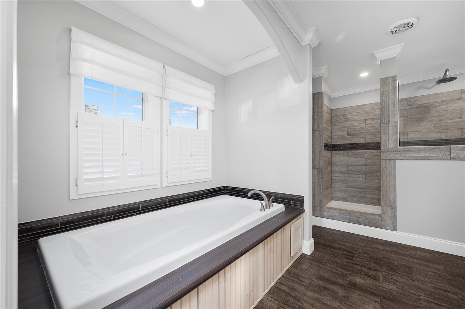 Image 42 of 67 For 3789 202nd Street