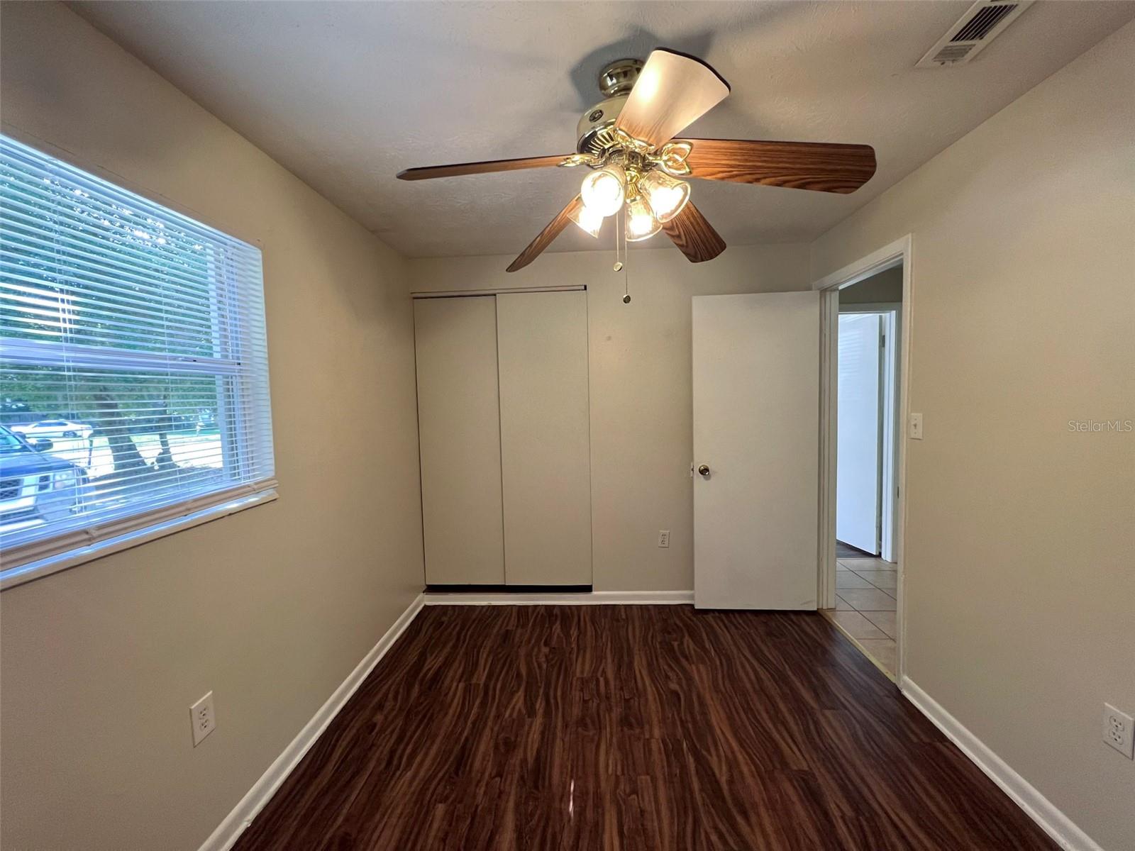 Image 18 of 31 For 536 34th Street